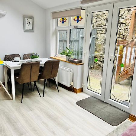 Cosy Heather Cottage 阿什伯恩 外观 照片