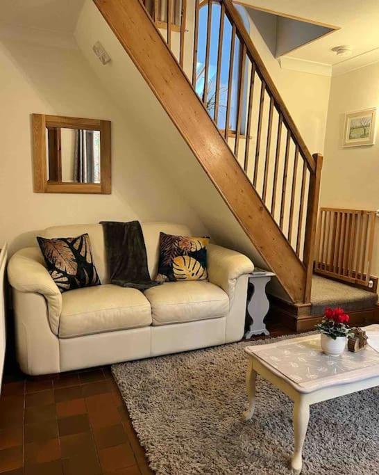 Cosy Heather Cottage 阿什伯恩 外观 照片