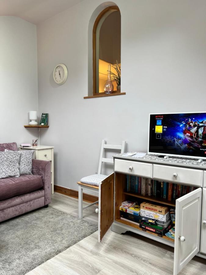 Cosy Heather Cottage 阿什伯恩 外观 照片