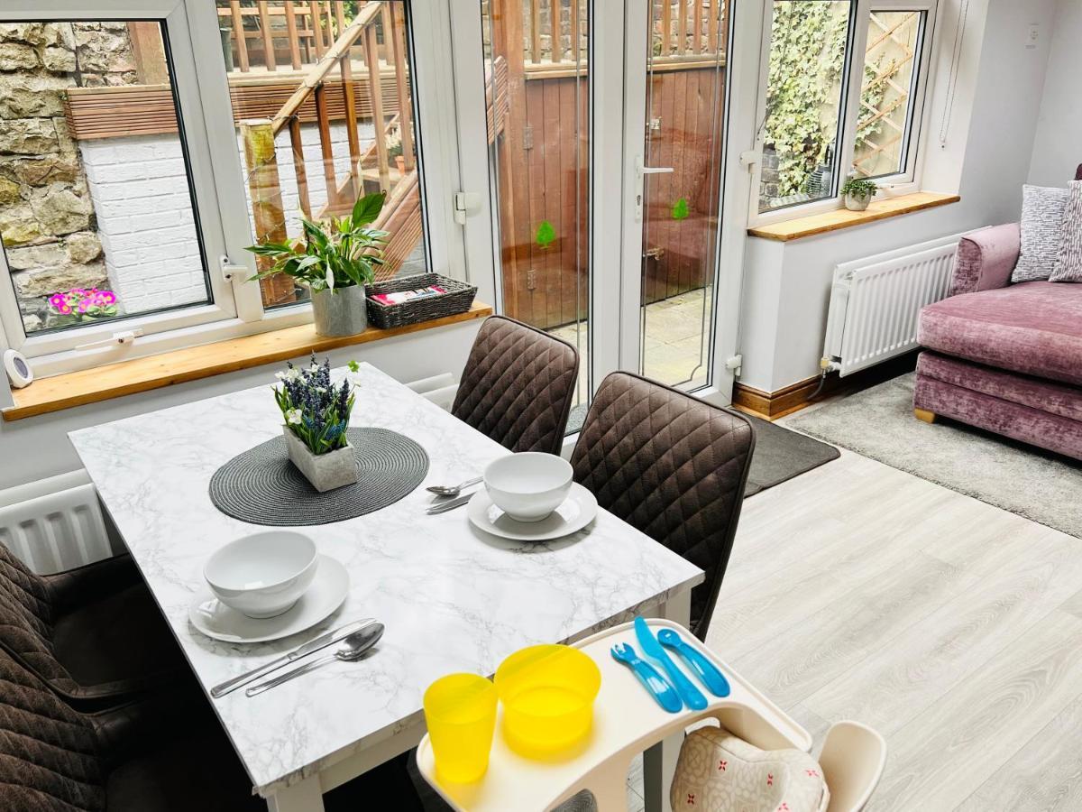 Cosy Heather Cottage 阿什伯恩 外观 照片