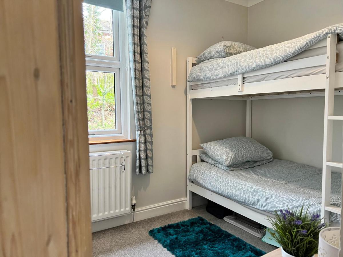 Cosy Heather Cottage 阿什伯恩 外观 照片