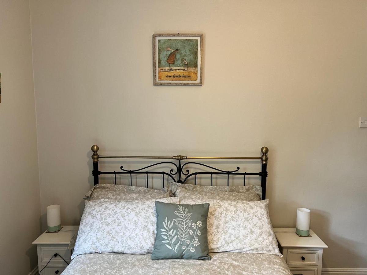 Cosy Heather Cottage 阿什伯恩 外观 照片