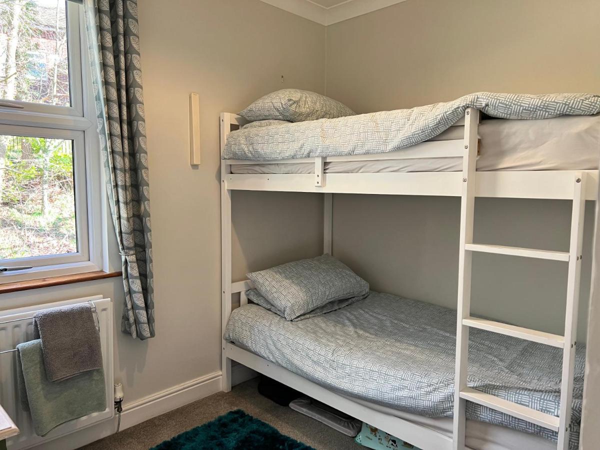 Cosy Heather Cottage 阿什伯恩 外观 照片
