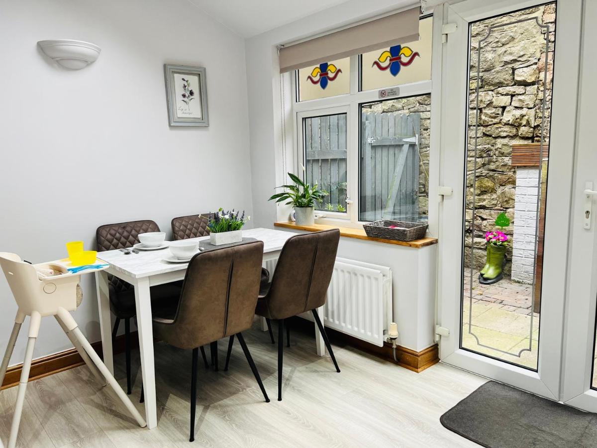 Cosy Heather Cottage 阿什伯恩 外观 照片